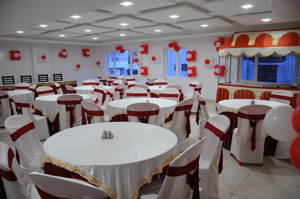 Plaza Hotel Trichy Tiruchirappalli Szoba fotó