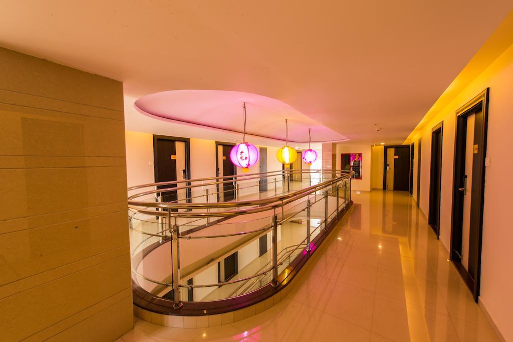 Plaza Hotel Trichy Tiruchirappalli Szoba fotó