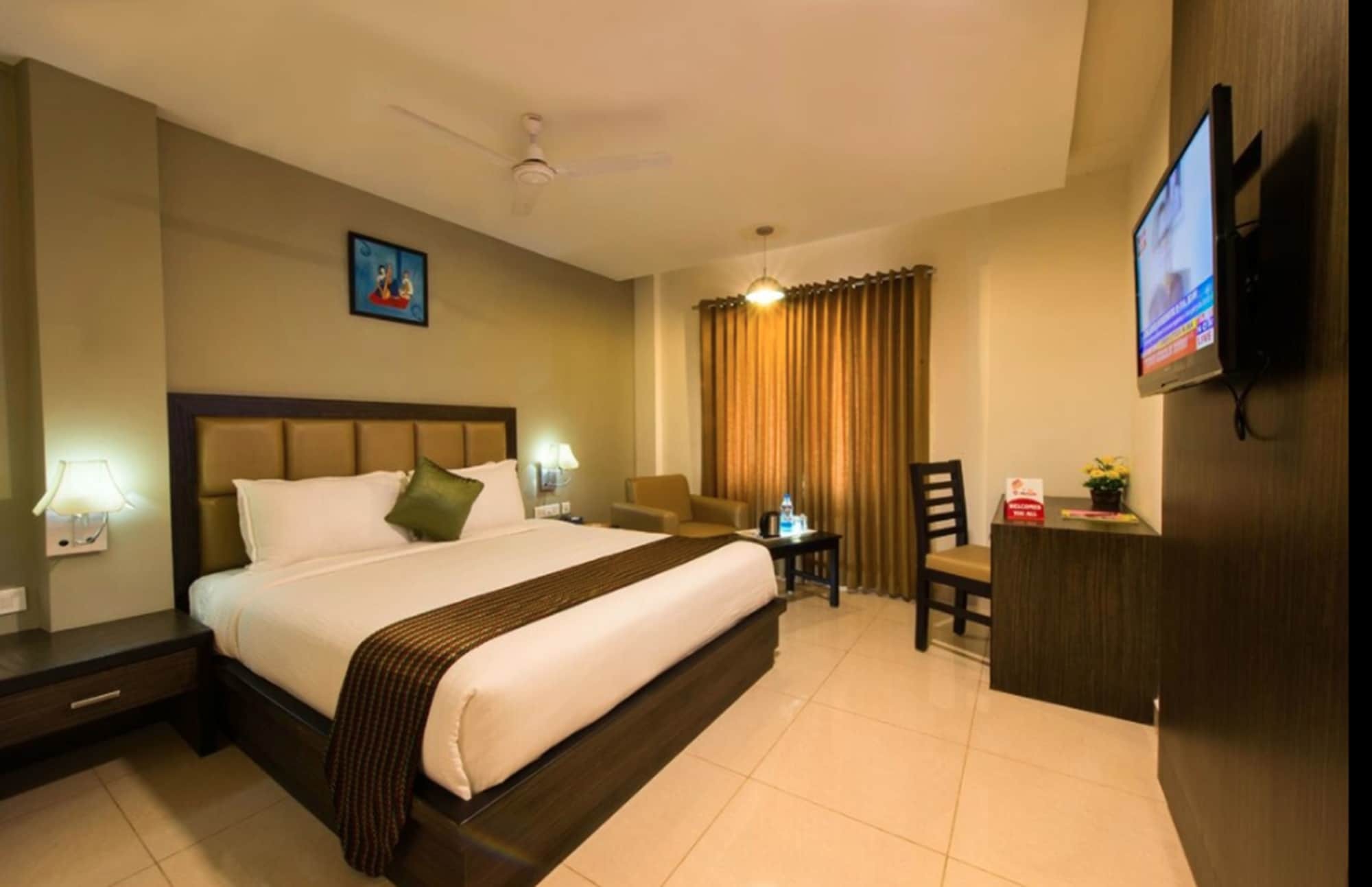 Plaza Hotel Trichy Tiruchirappalli Kültér fotó